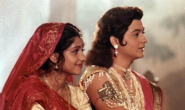 Actress Shweta Rastogi and Swapnil Joshi in tv serial SHREE KRISHNAA. Express archive photo *** Local Caption *** Actress Shweta Rastogi and Swapnil Joshi in tv serial SHREE KRISHNAA. (Photo: Express Archive)