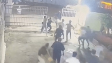 Mob of cab drivers attack woman in Bengaluru
