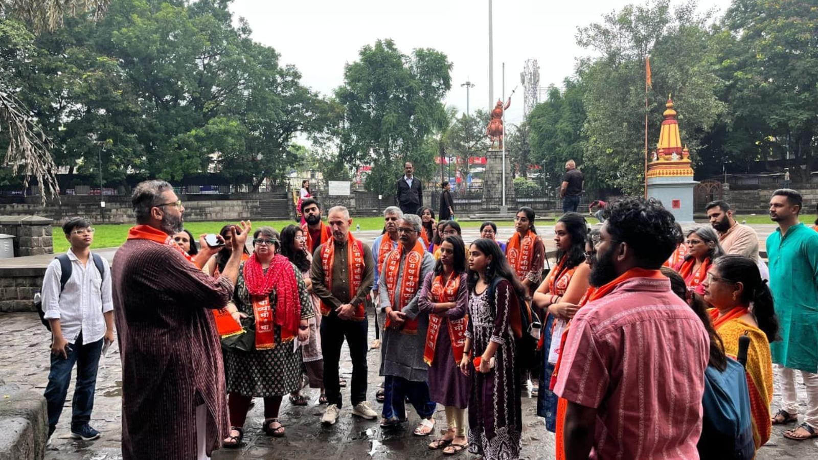 Ganesh Festival Walk: Foreign tourists and Punekars get to sample Ganeshotsav history, culture, modaks