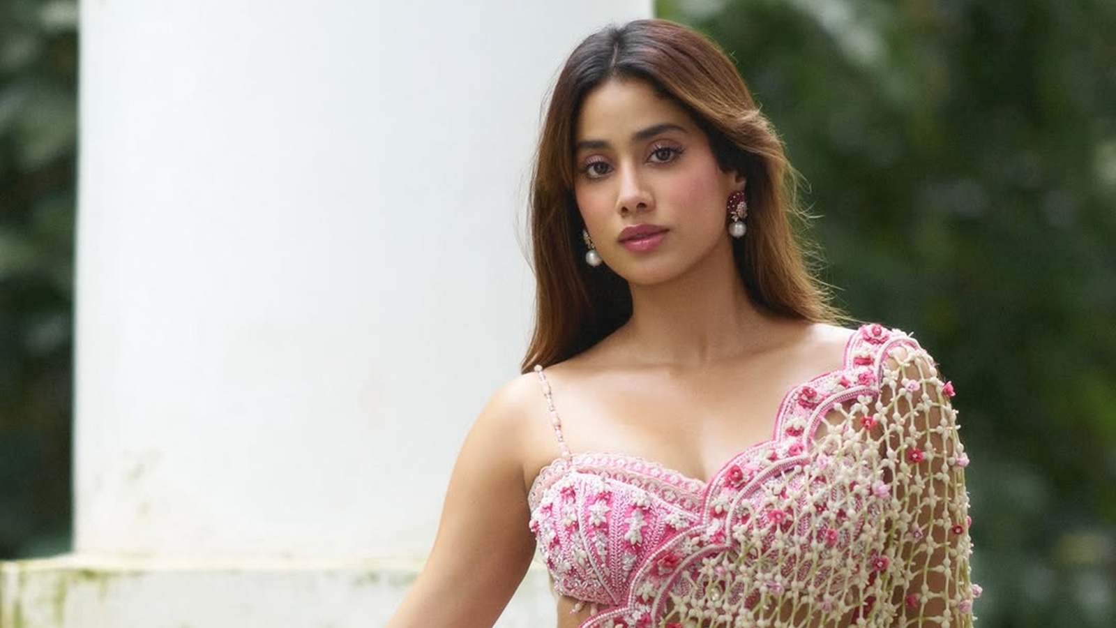 Janhvi Kapoor Shares Daily Routine Involving Fitness and Skincare