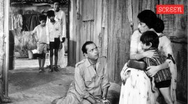 Keshto Mukherjee, Hansa Maker and Master Arif. Express archive photo