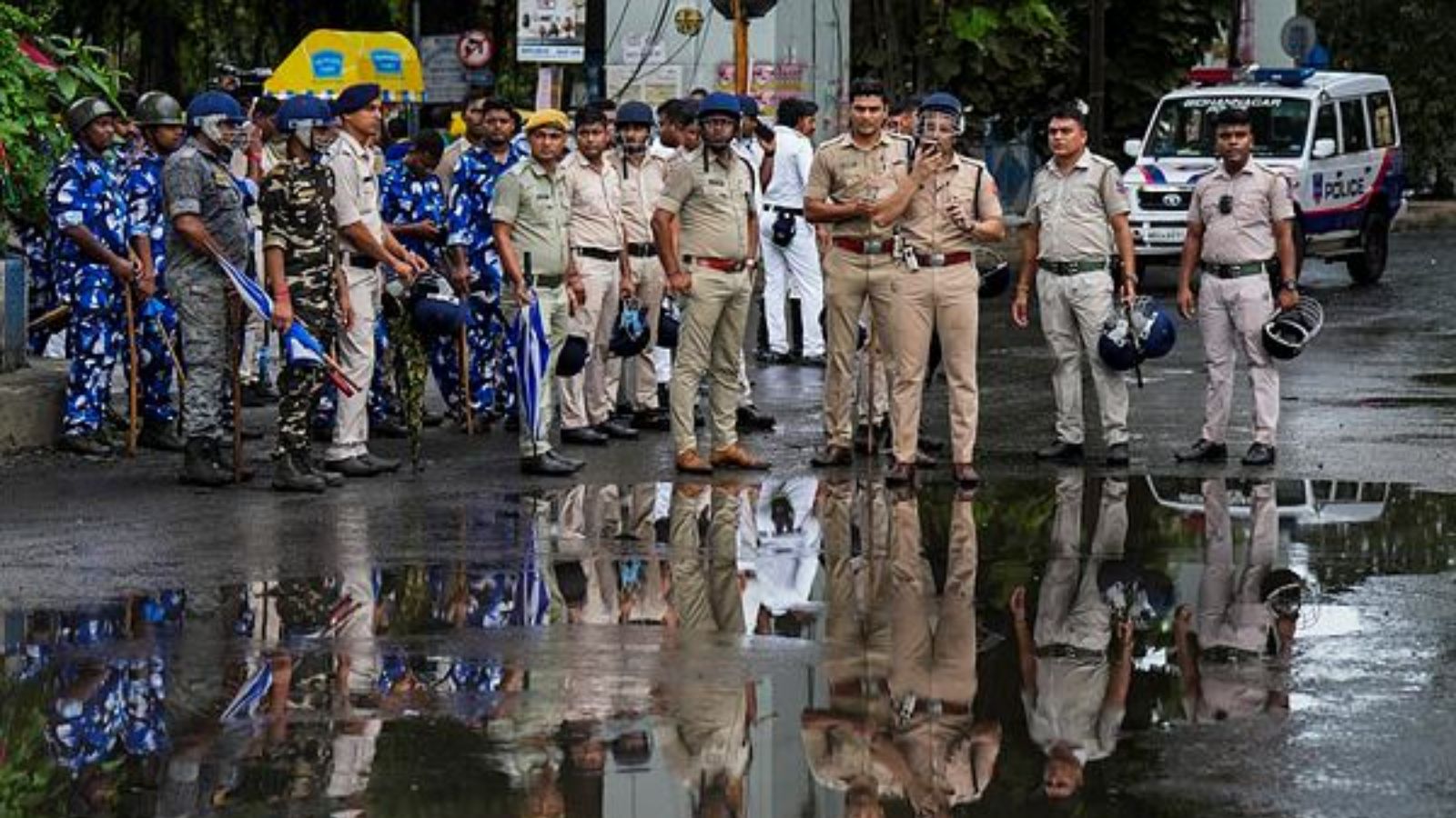Kolkata Man Detained After Mother's Death in Assault