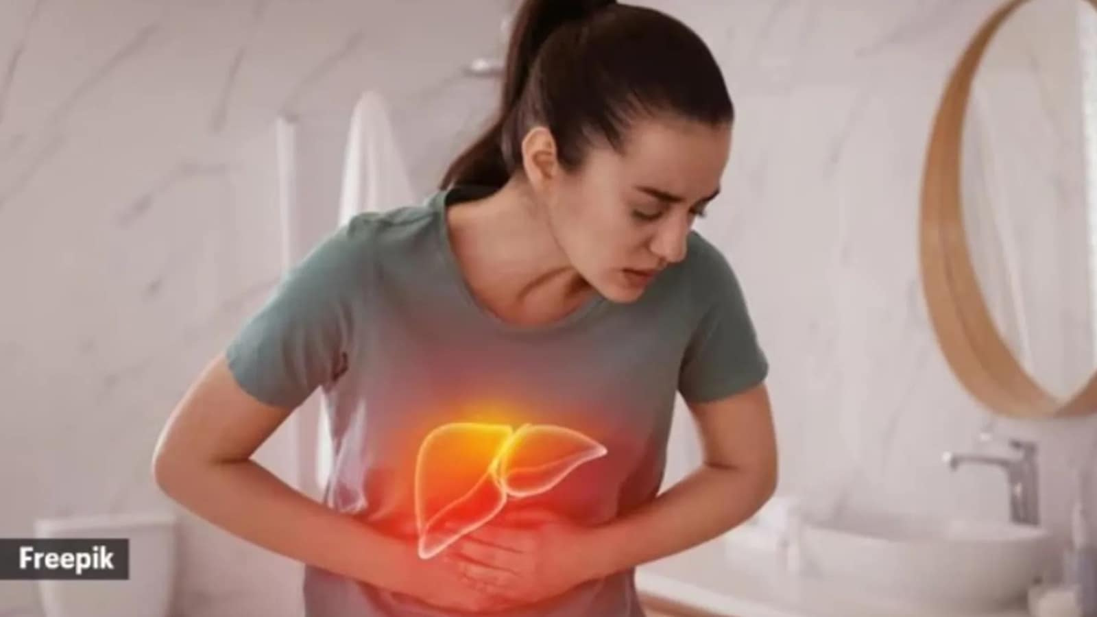 24-year-old has fatty liver without diabetes, cholesterol or weight: Why social drinking is affecting women in their early 20s