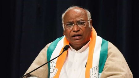 Mallikarjun Kharge CISF remark, CISF in Parliament House, Rajya Sabha CISF controversy, Kharge vs Harivansh, Amit Shah Parliament control,