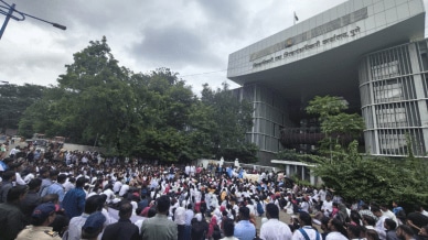 The employees belong to different health workers' unions. (Representative Image)