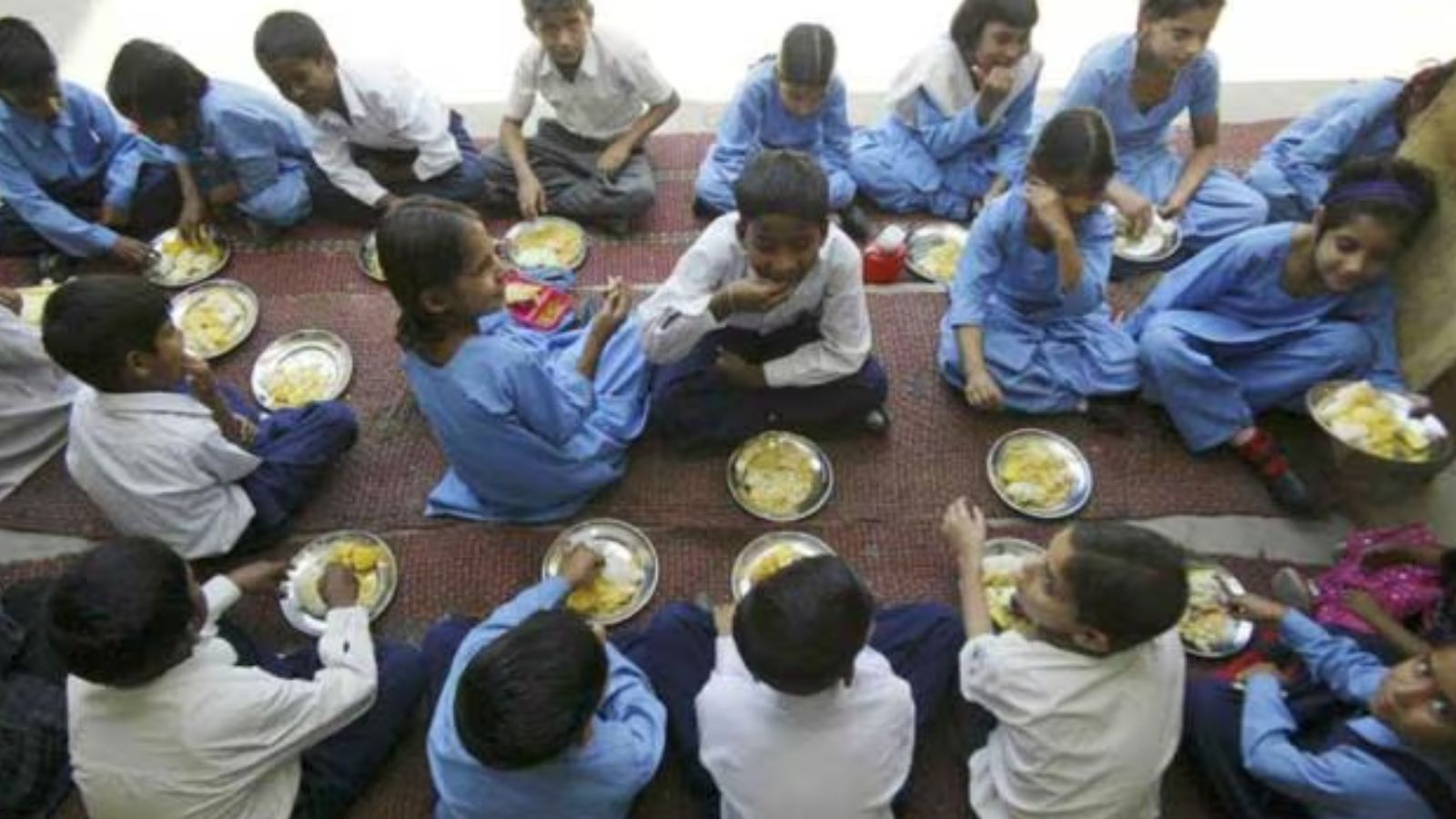 Maharashtra Schools Issue New Safety Rules for Midday Meals