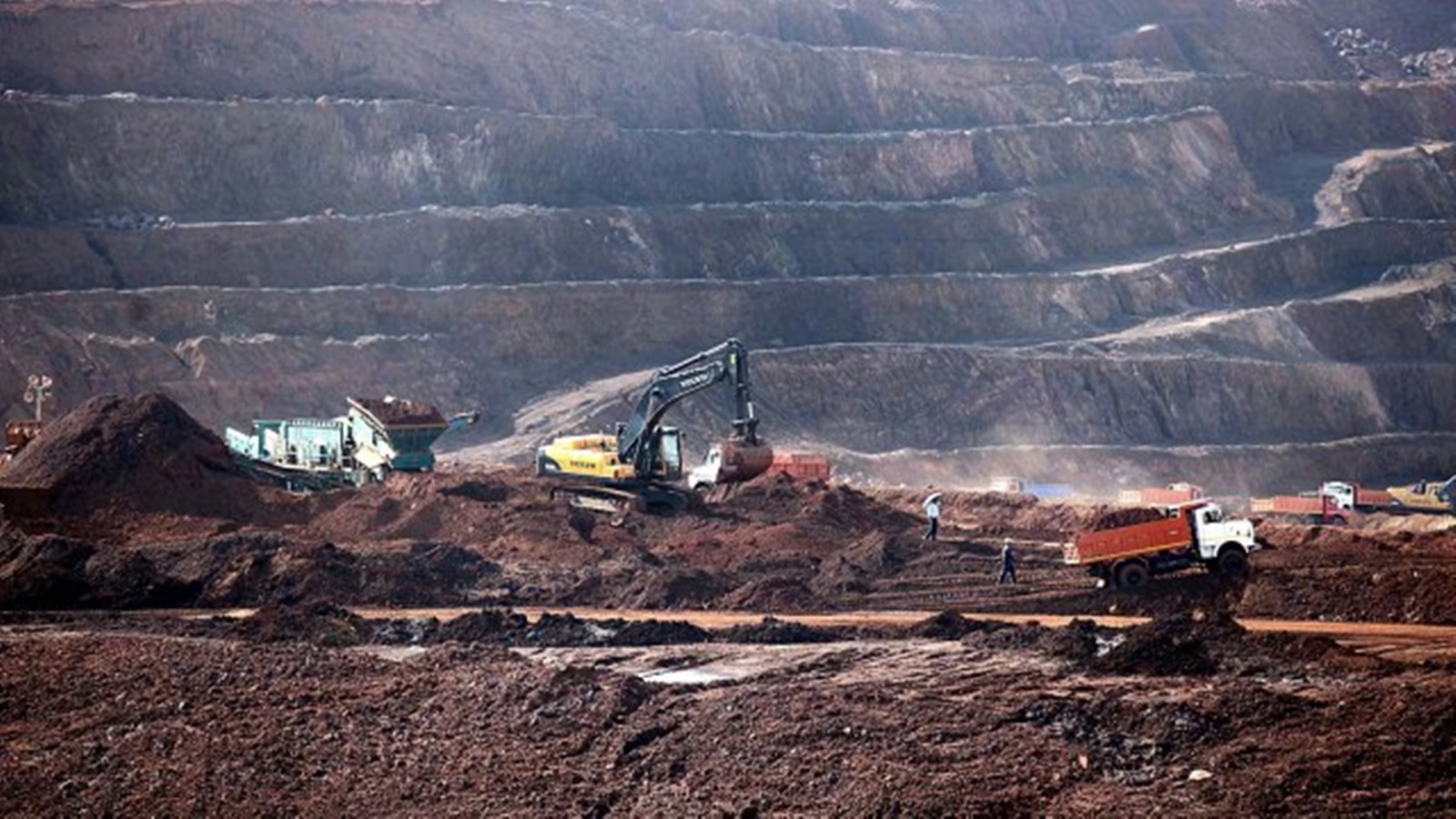 Meghalaya Authorities Search for Missing Illegally Mined Coal