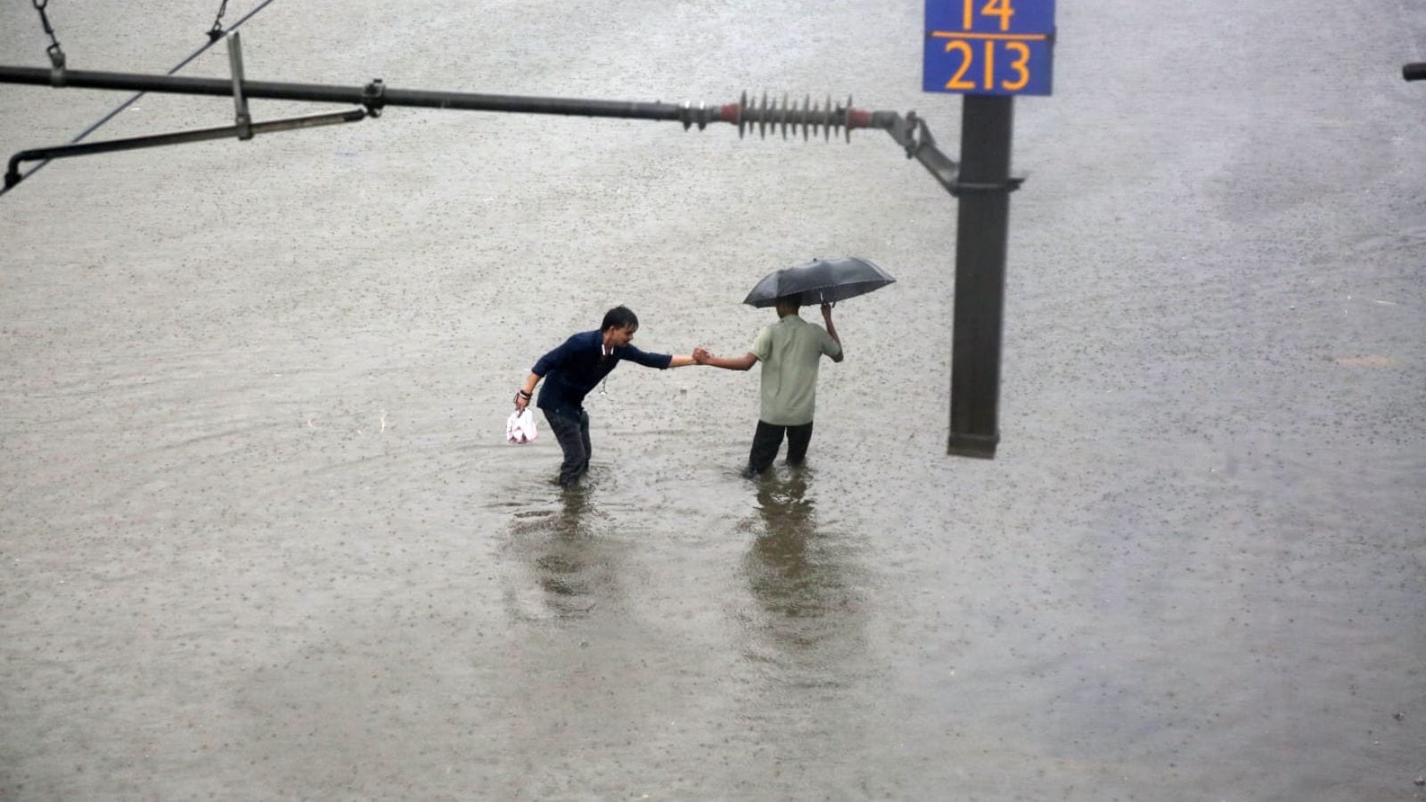 Mumbai rains trigger flooding: What to remember when you are wading through water to avoid infection?