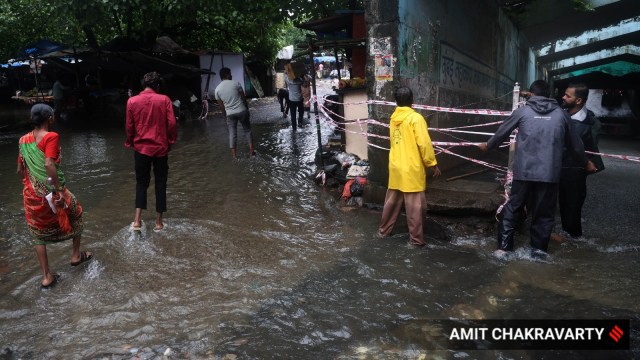 Water levels have receded at Maharashtra Nagar in Mankhurd (East), but remnants of the severe waterlogging from the past two days persist.
