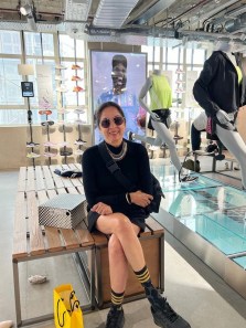 Meet Neena Gupta aka ‘Shorts Wali Desi Girl’