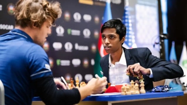 Praggnanandhaa beat Carlsen for the first time at the Champions Chess Tour in 2022, aged 16. (FIDE)
