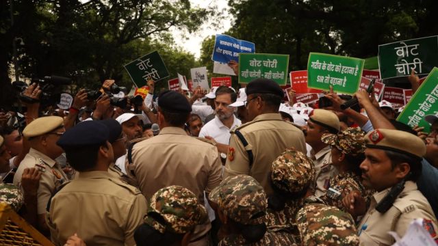 Opposition leaders detained in Delhi on Monday
