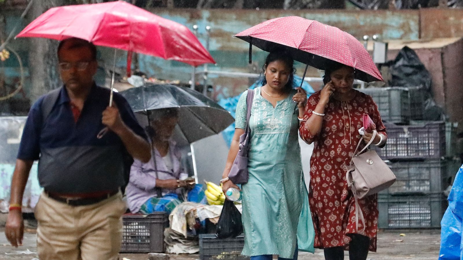 IMD Issues Alerts: Heavy Rainfall and Landslide Warnings for Bengal