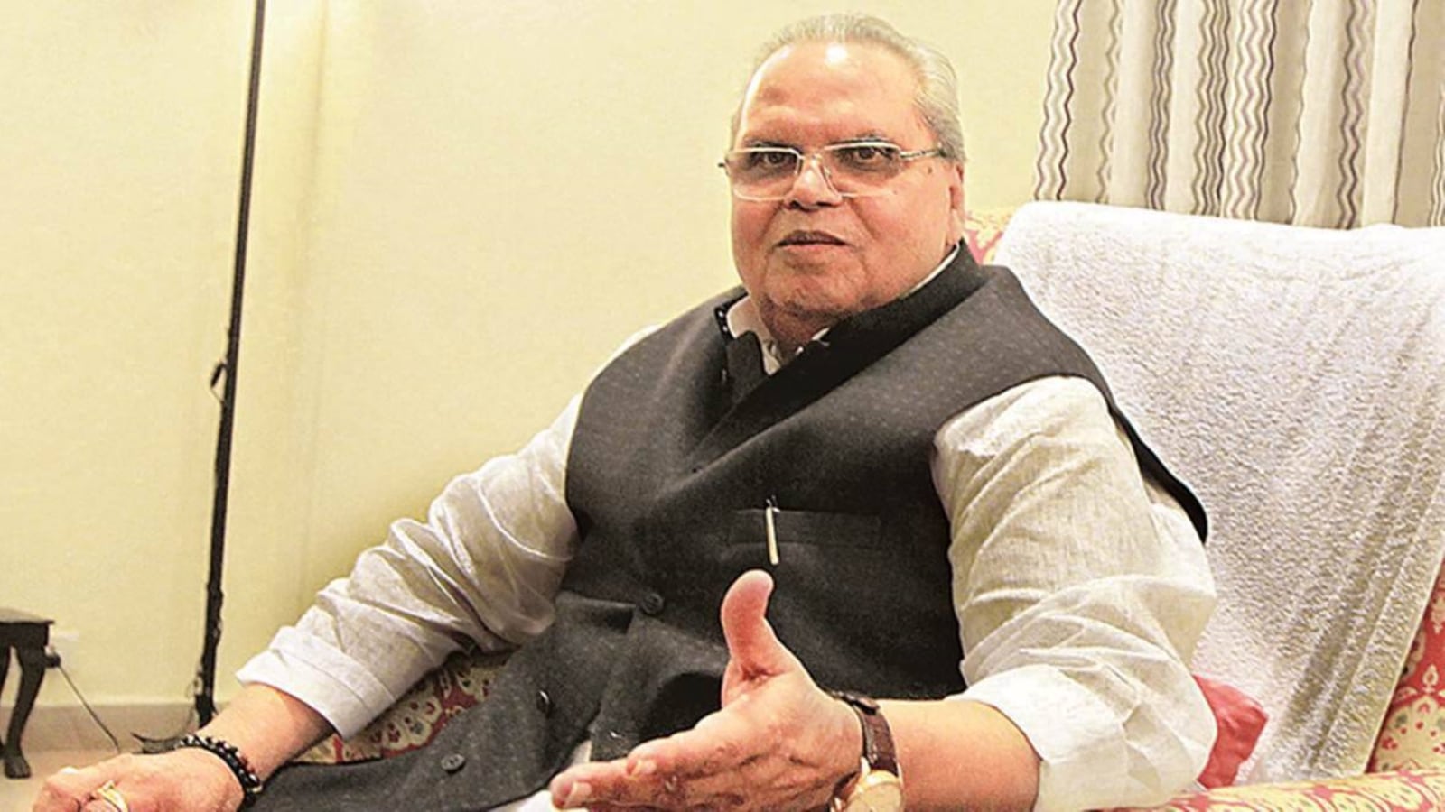 Also in Assam Police FIR against The Wire journalists – late Satya Pal Malik, Pakistani journalist Najam Sethi