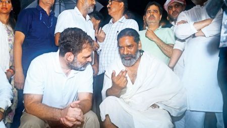 Shibu Soren, Shibu Soren cremated, Shibu Soren death, Jharkhand village bids farewell to Shibu Soren, Indian express news, current affairs