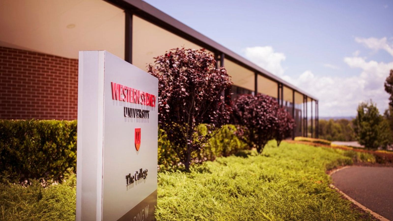 Western Sydney University invites application for VC’s Academic Excellence UG Scholarship