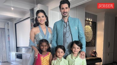 Sunny Leone poses with her family members