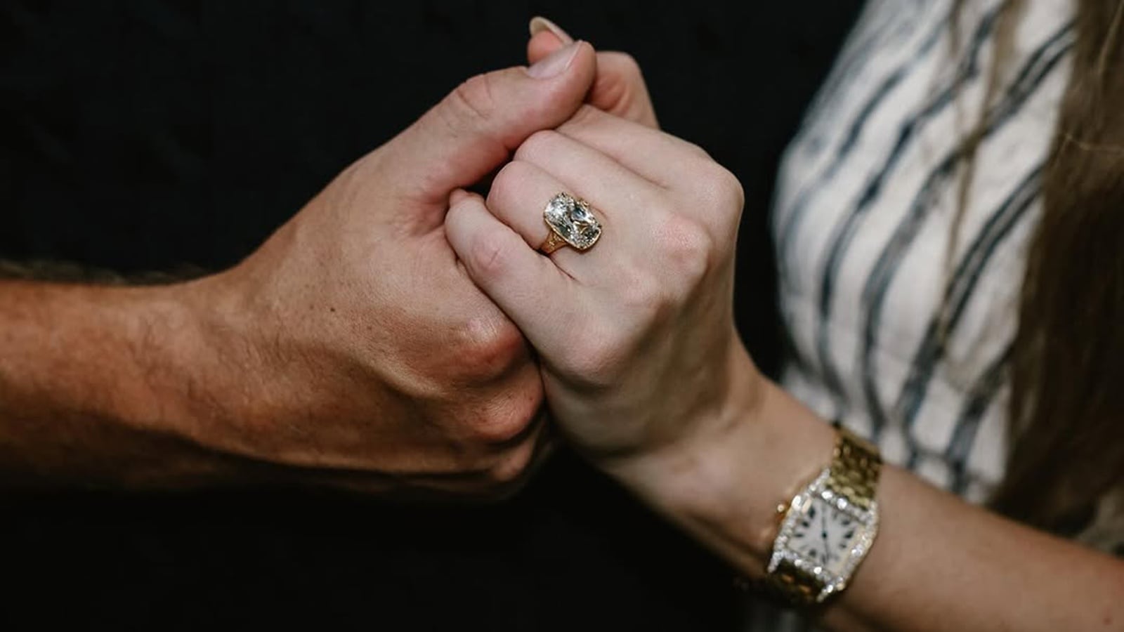 Taylor Swift and Travis Kelce get engaged