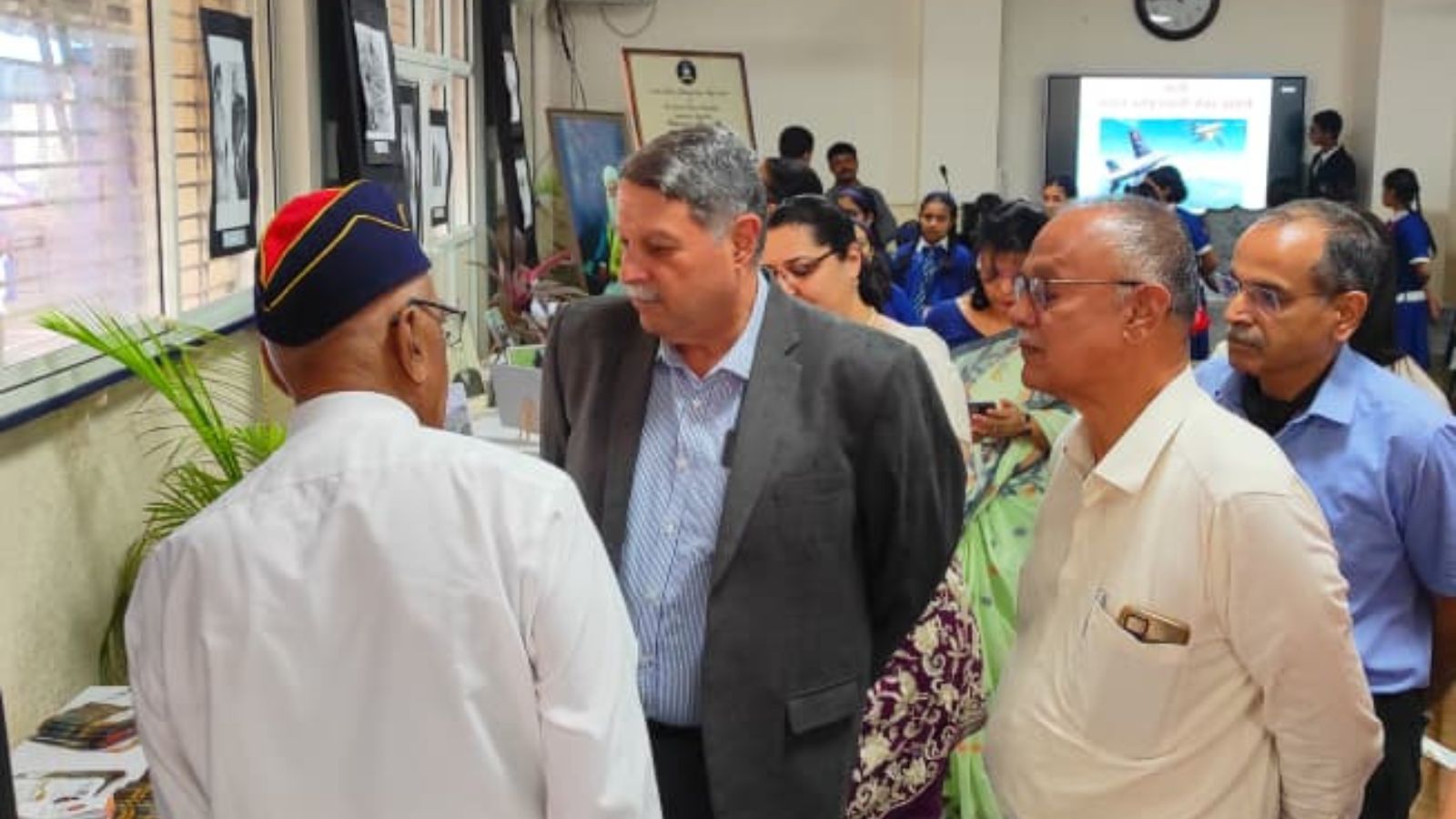 War Photo Exhibition Held to Honor War Hero's Anniversary