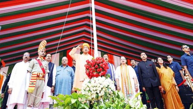 CM Yogi Adityanath hoisted the national flag at a ceremony at Vidhan Bhawan and extended greetings to the people of the state.