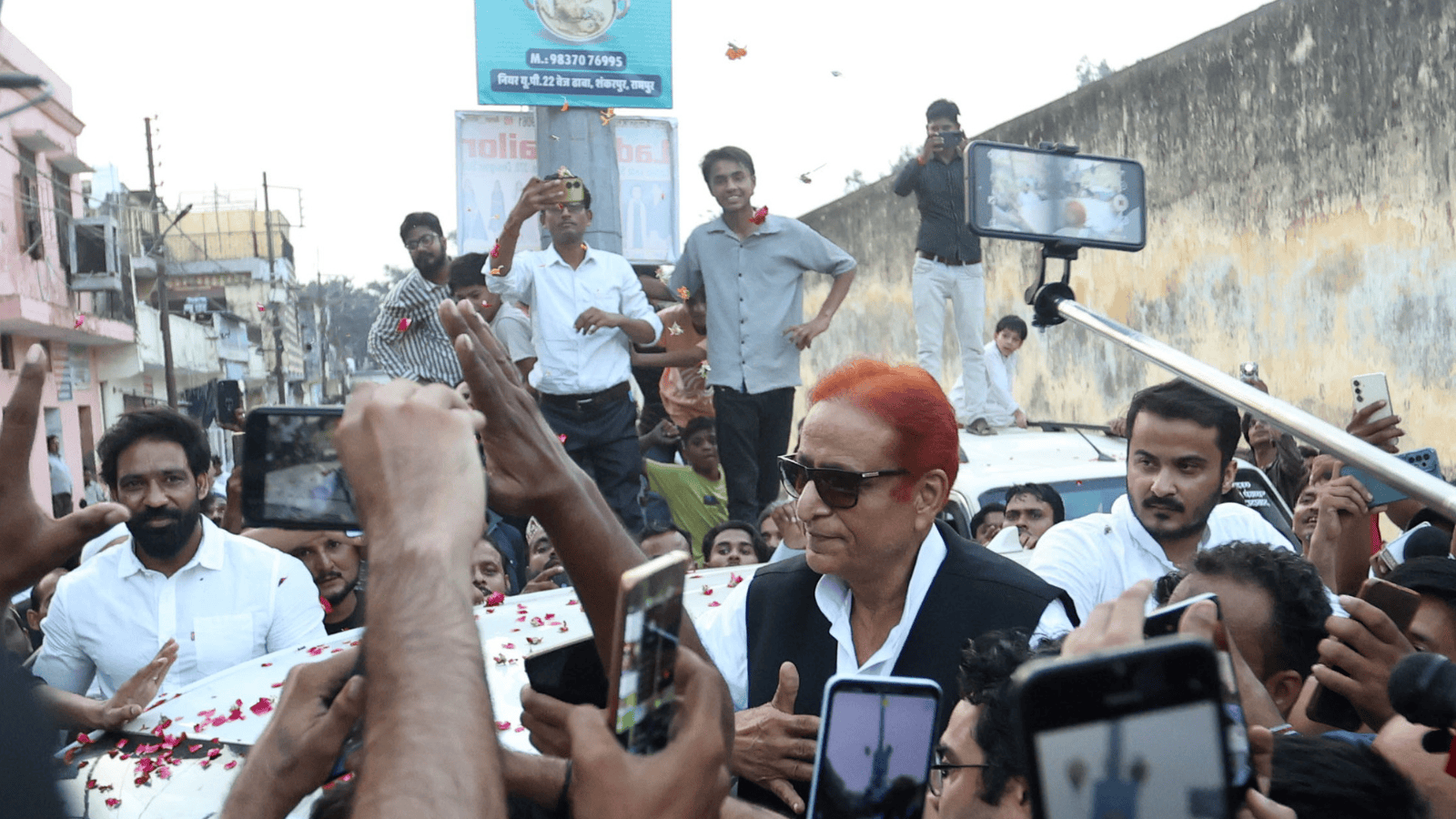 Azam Jan Rind After 2 years, Azam Khan walks out of prison, Rampur waits for his next ...