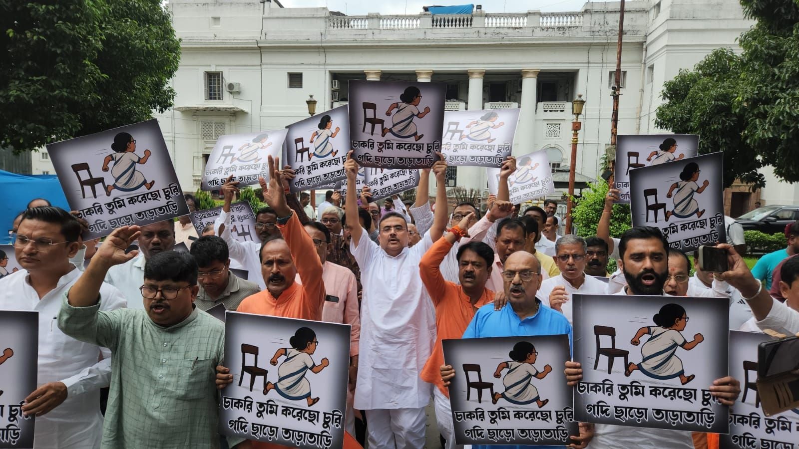 Bengal school jobs case | Will back govt if it brings ordinance or Bill to retain ‘untainted’ teachers: BJP