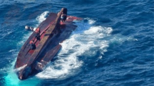 Congo as whaleboat sinks