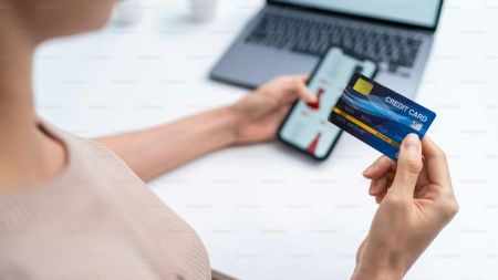 Credit Card (Unplash)