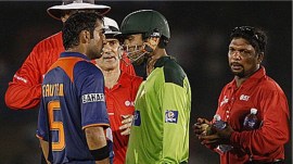 Gautam Gambhir Kamran Akmal spat India vs Pakistan