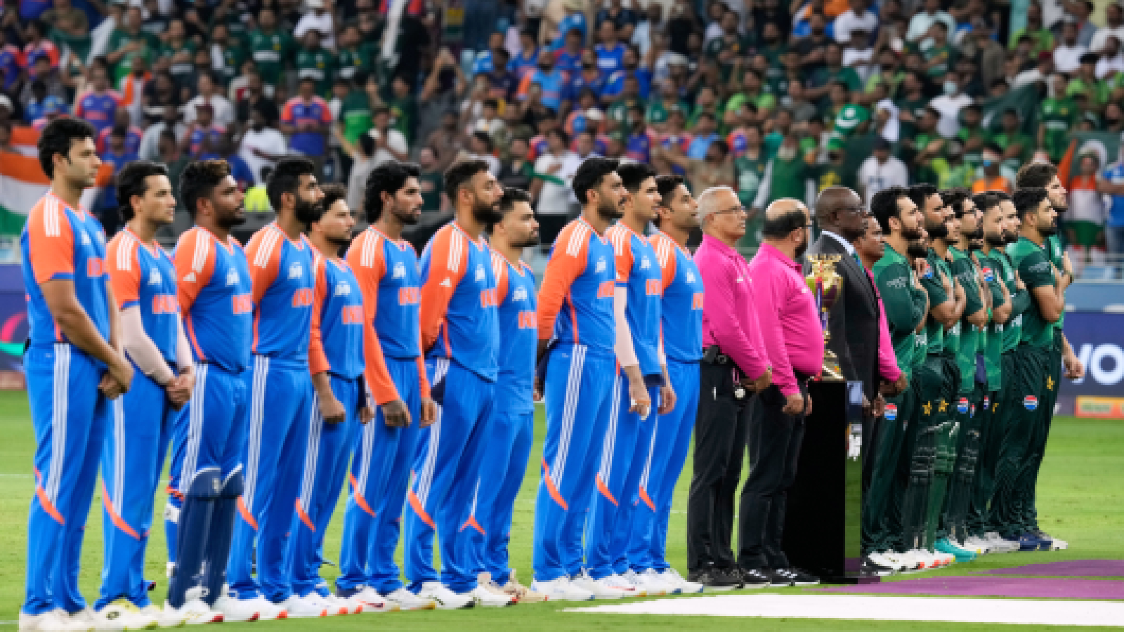 India win Asia Cup trophy for the 9th time, defeat Pakistan by 5 ...