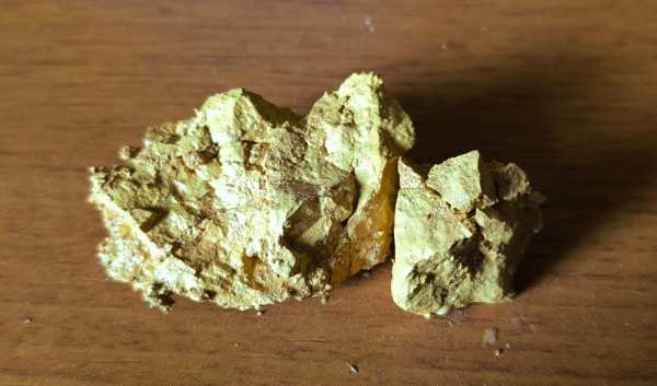 Jarosite is a yellow-coloured iron-rich sulphate mineral, similar to those discovered on Mars a couple of decades ago. Special Arrangement