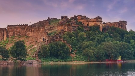 UP wants to take over ASI forts, convert them into luxury hotels