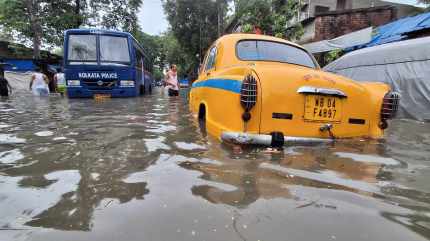 kolkata rains live updates