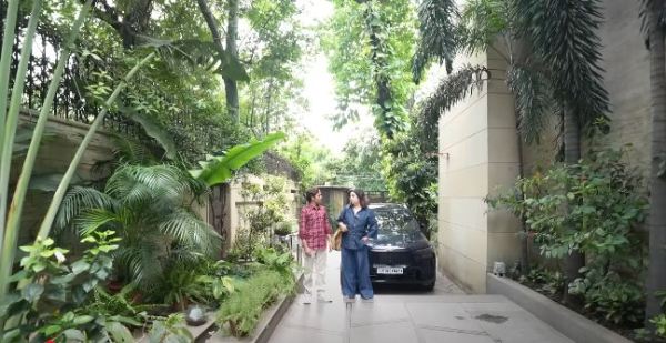 Main entrance of Riddhima Kapoor Sahni's house
