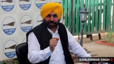 Bhagwant Mann hospitalised, Bhagwant Singh Mann hospitalised, Bhagwant Mann, Bhagwant Singh Mann, CM Mann in hospital after complaining of exhaustion, Indian express news, current affairs