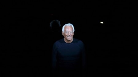 Armani, Giorgio Armani, Giorgio Armani passes away, Giorgio Armani death, Giorgio Armani latest news, Giorgio Armani fashion news, latest fashion news, Giorgio Armani tributes, Giorgio Armani indian express