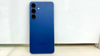 The device also features powerful AI editing tools like Generative Edit and Instant Slow-mo, enhancing creativity and ensuring uninterrupted gameplay. (Express Image)