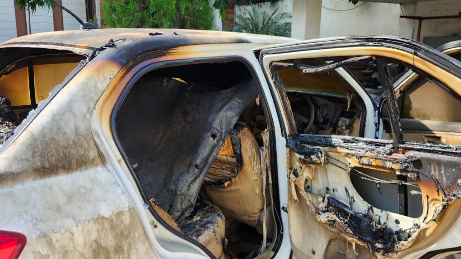 AAP Leader's House Attacked in Ludhiana: Car Set Ablaze