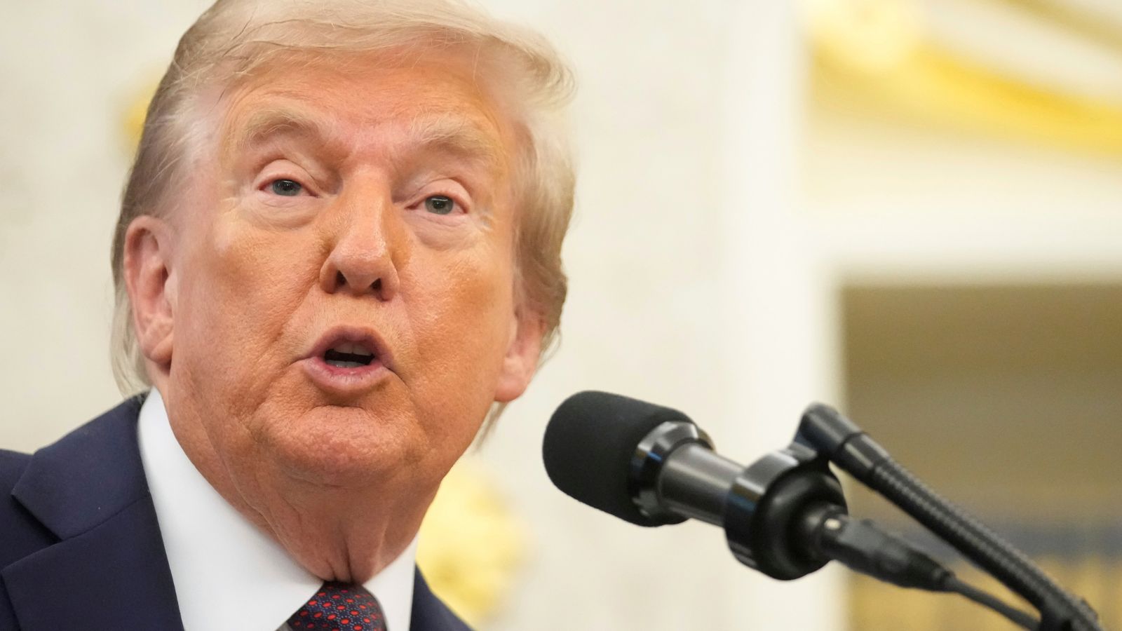 Trump Defends Strike on Venezuelan Gang in Caribbean