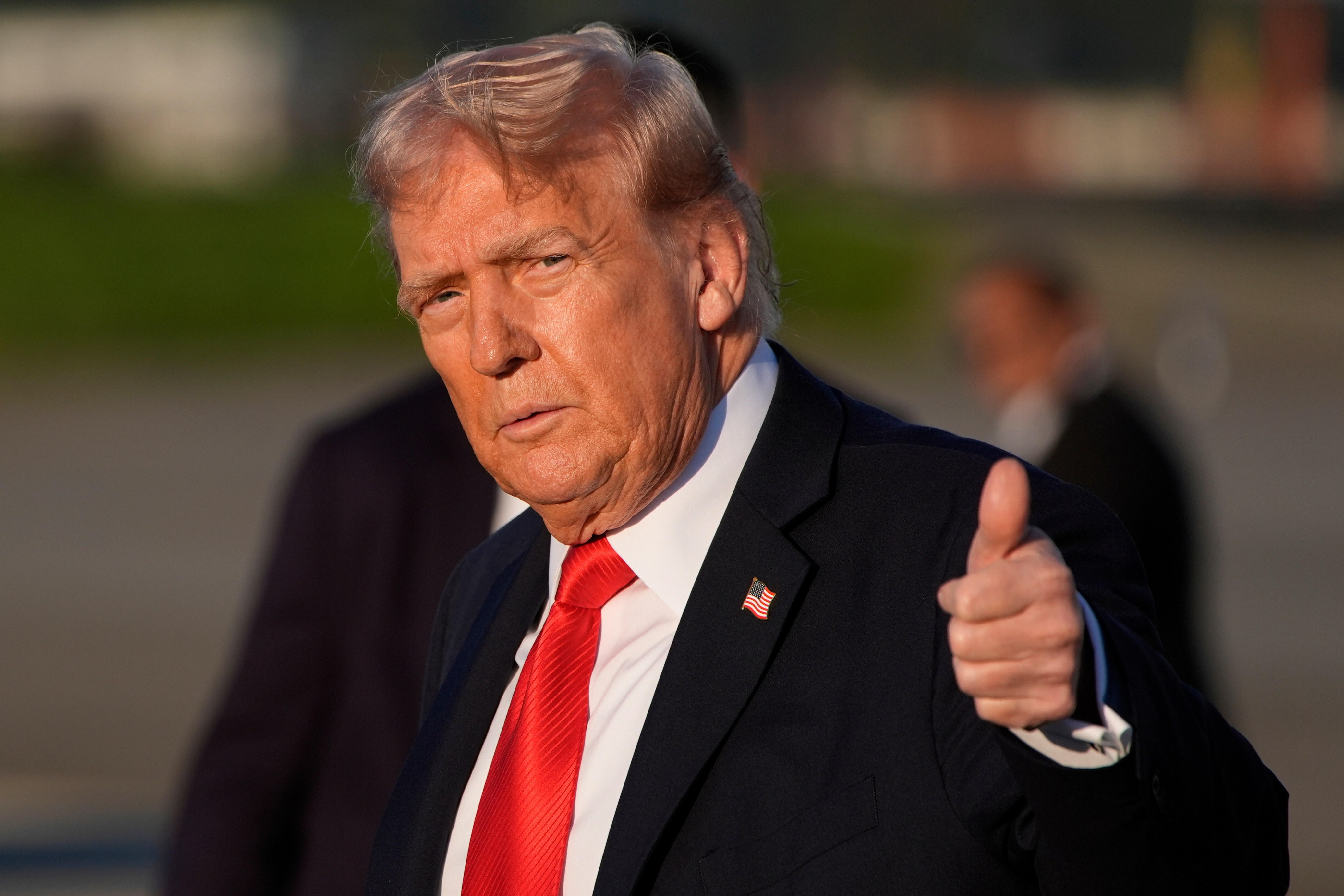 Trump presses NATO to end Russian oil trade, seek 50%–100% tariffs on China untill Russia-Ukraine war ends