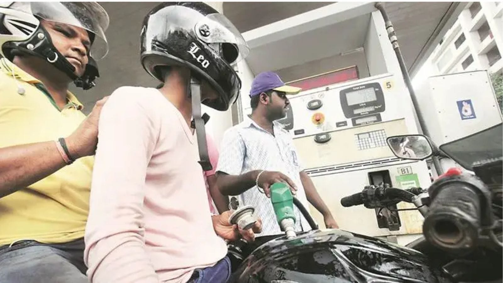 UP top in road accident fatalities: Across petrol pumps in state today, ‘no helmets, no fuel’