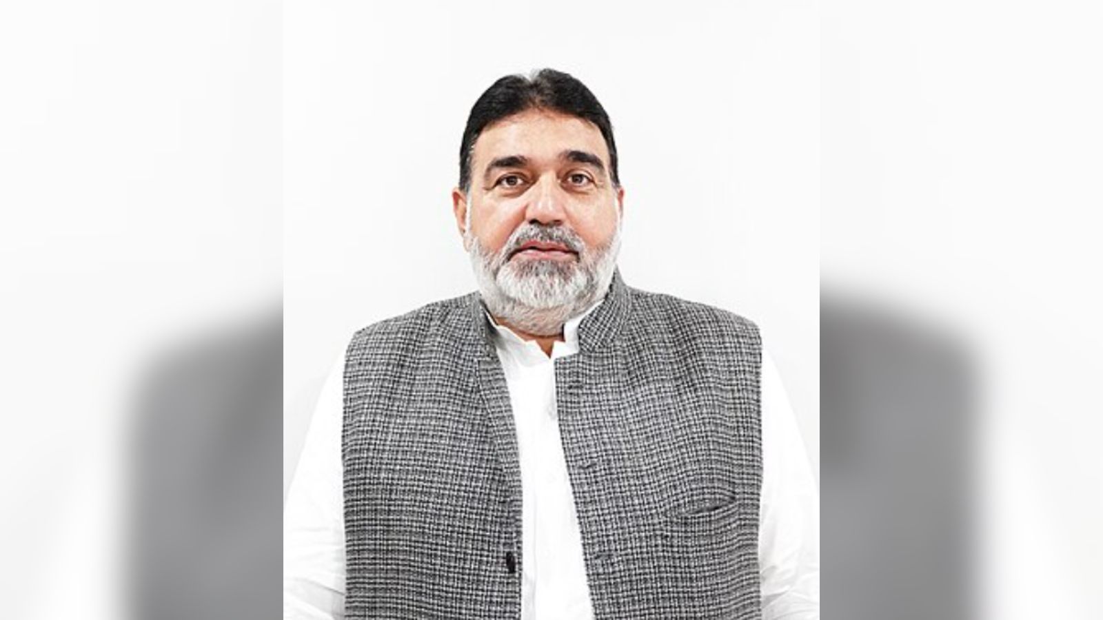 AAP MLA Faces Bribery Allegation, Contractor Suicide Attempt at Daresi Mela