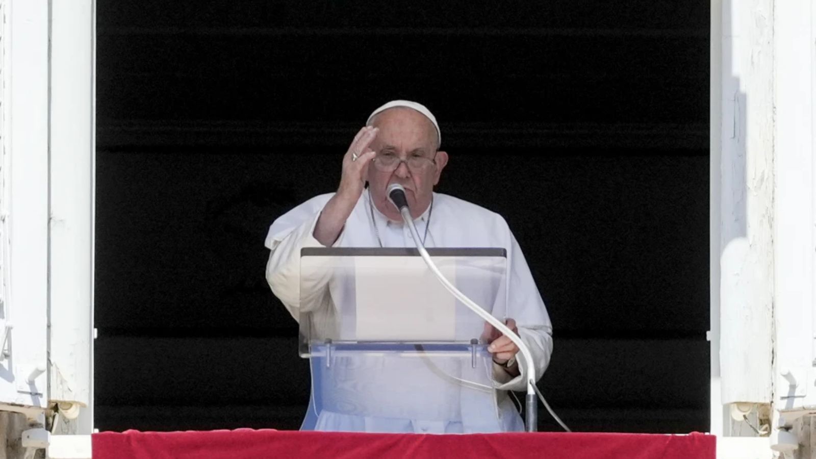Vatican Trial: Texts Reveal Behind-the-Scenes Maneuvering