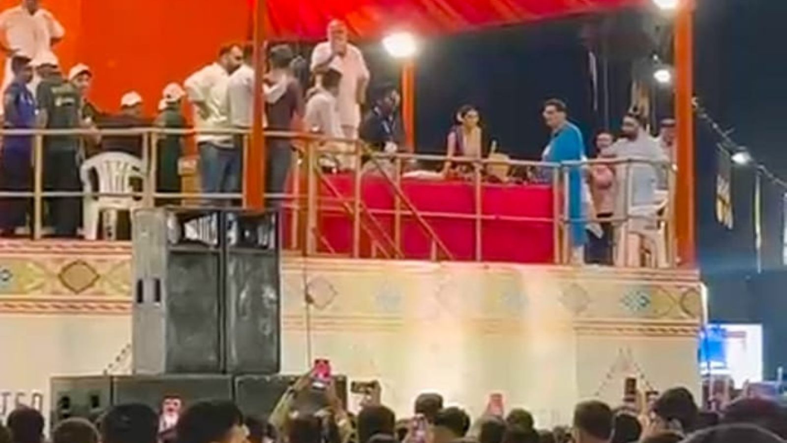 Garba Organizers Issue Refunds After Wet Ground Complaints