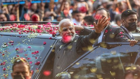 Narendra Modi, Narendra Modi birthday, Mohan Bhagwat, RSS, Rashtriya Swayamsevak Sangh (RSS), Narendra Modi 75th birthday, Modi 75th birthday, Modi’s politics, bjp, Hindutva, Indian express news, current affairs