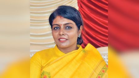 Born in Kanniyakumari district in 1969, Beela Venkatesan was the daughter of former DGP L N Venkatesan and Congress leader Rani Venkatesan, a former legislator.