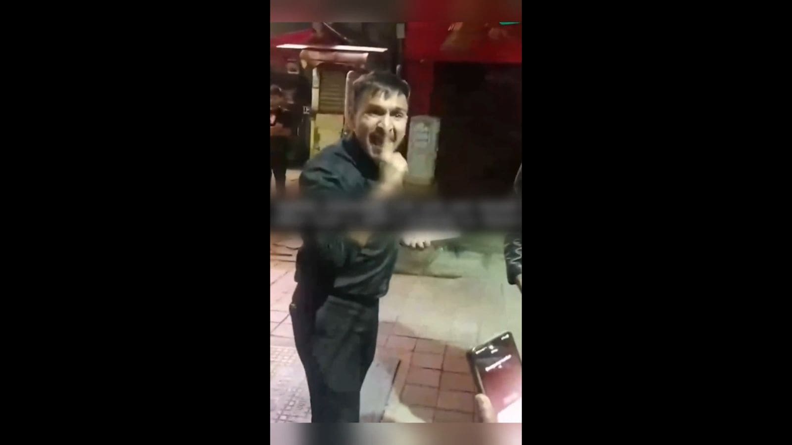 ‘Speak in Hindi’: drunk man abuses woman police officer in Bengaluru, arrested