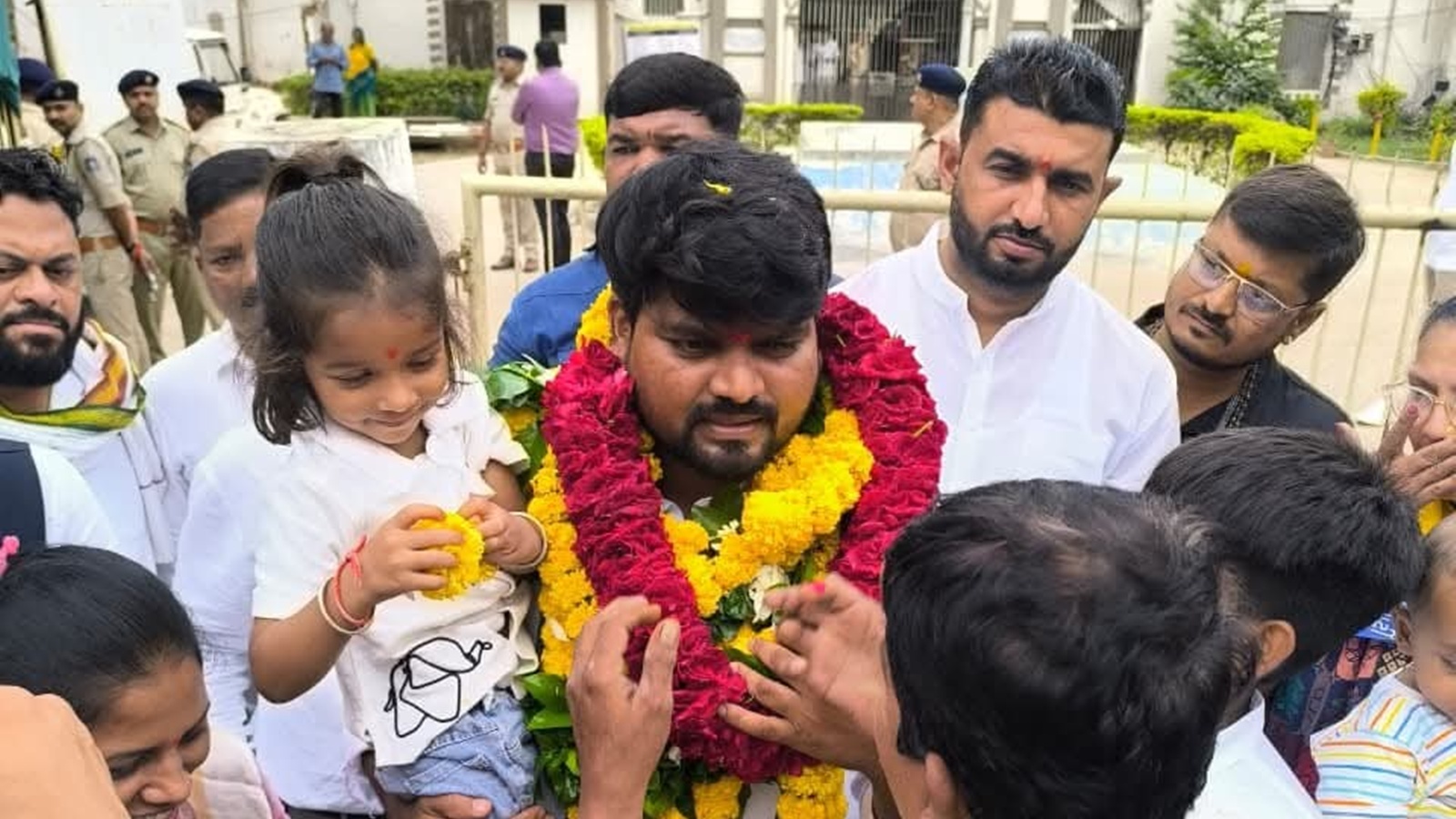 7 years, 1 WhatsApp text: Gujarat again challenges AAP MLA Chaitar Vasava's acquittal