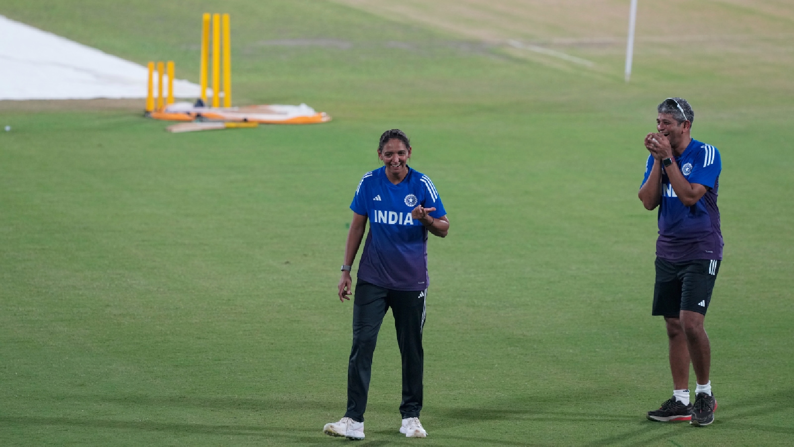 Notes from nets: Harmanpreet Kaur practices drives without her pads on, bowlers made use water-soaked balls to tackle potential dew