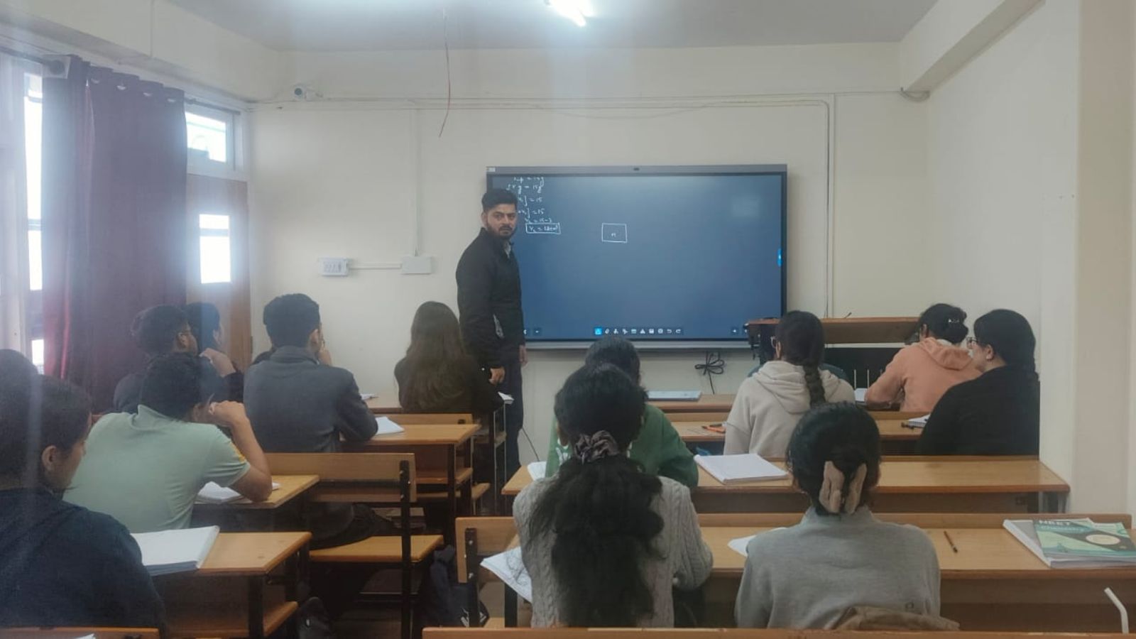 Shimla DM Orders FIR Against Coaching Centre for Violations
